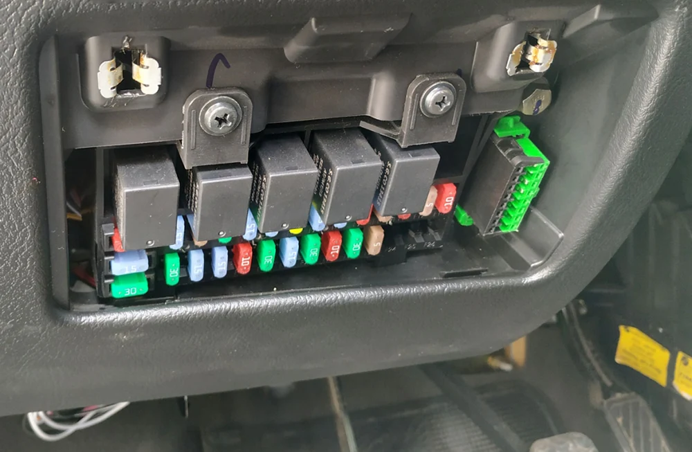 کدام فیوز کوییک را جدا کنیم تا روشن نشود